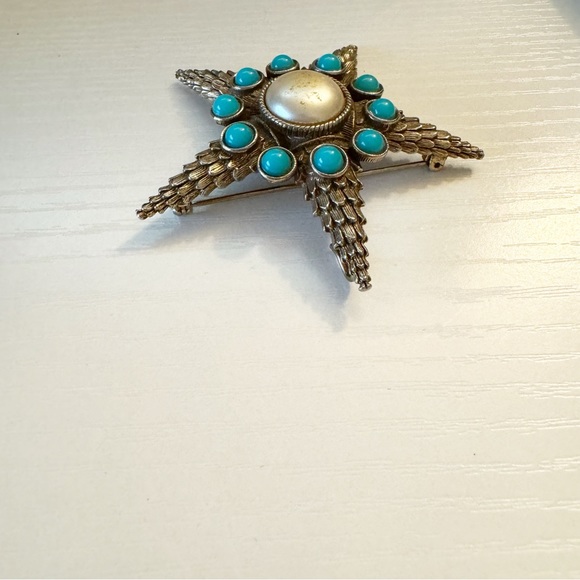 Vintage Large Star Starfish Brooch Pin Gold Tone Cabochon Turquoise Faux Pearl - Picture 2 of 8